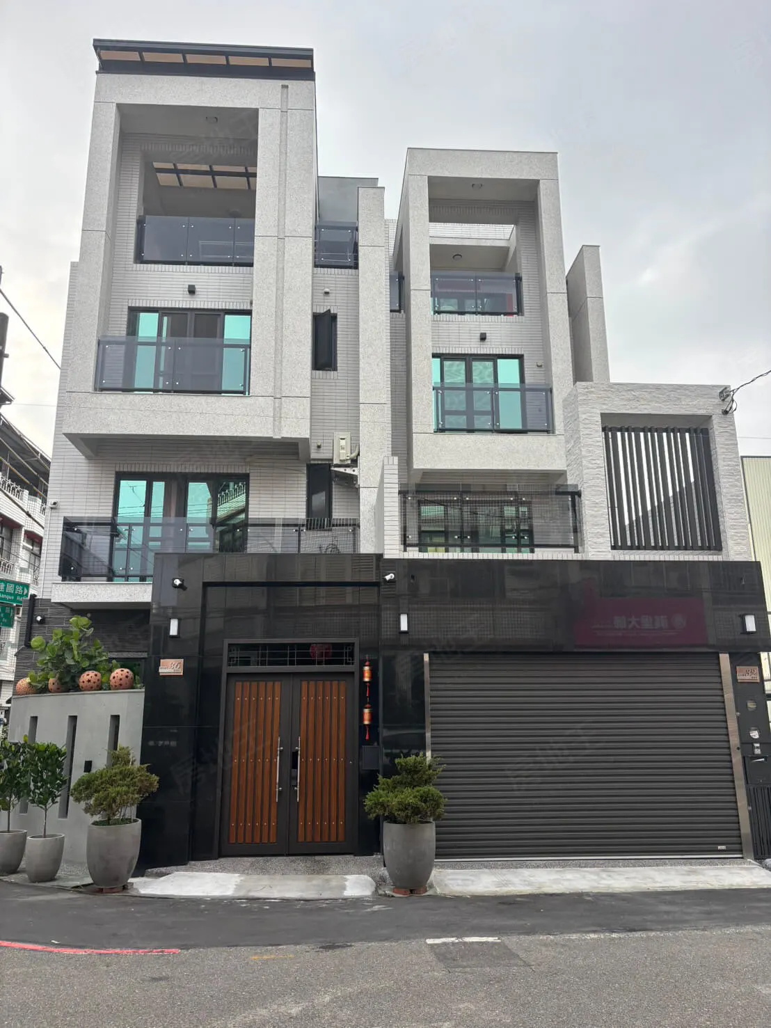 建國路透天建案圖輯 1